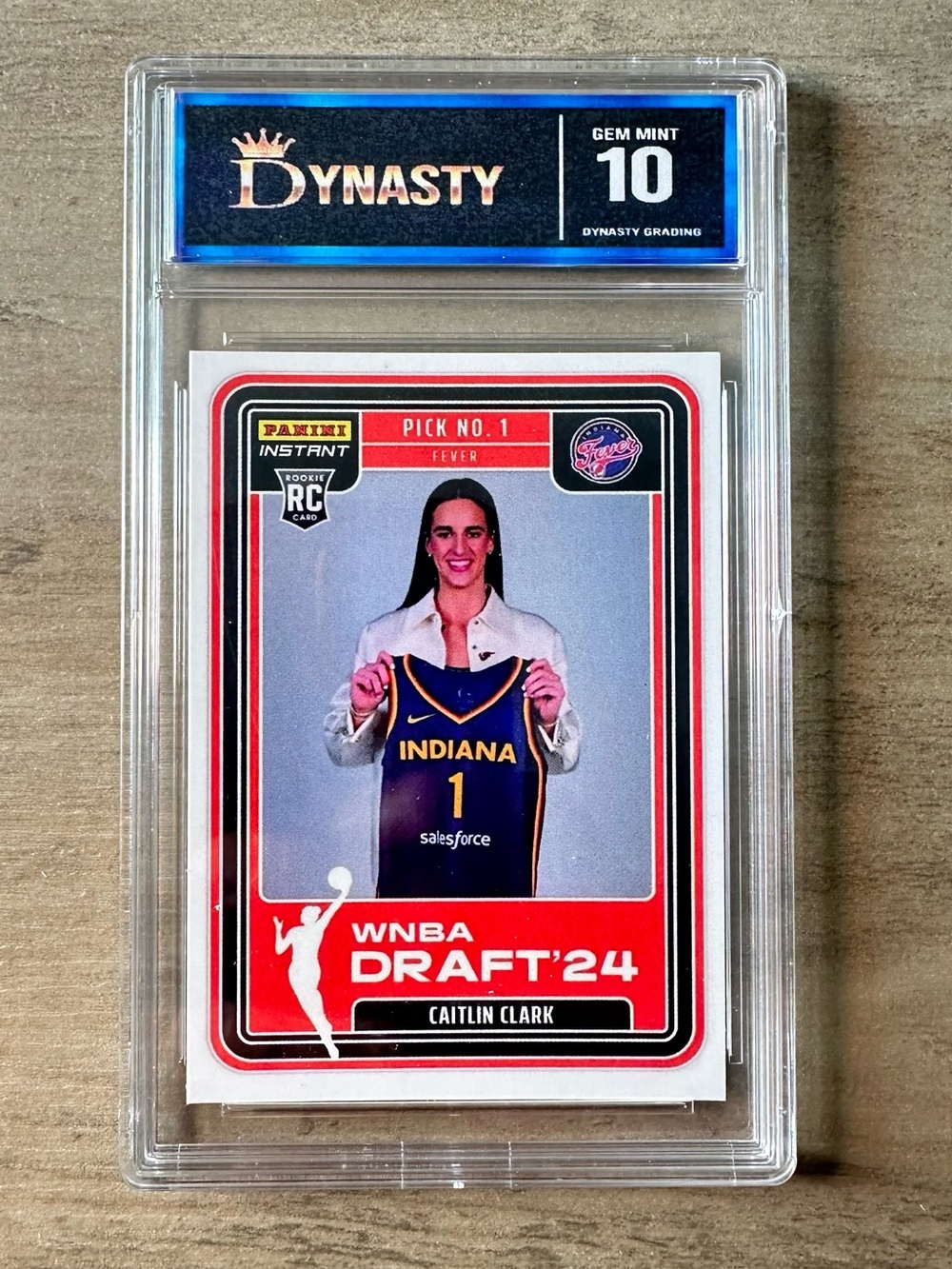 Caitlin Clark Rookie 2024/25 Panini Instant #DN-1 Gem Mint 10 Novelty Card.